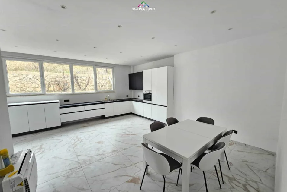 Tirane, jepet me qera Vile 3 Katshe Kati 3, 400 m² 2.500 € (teg)