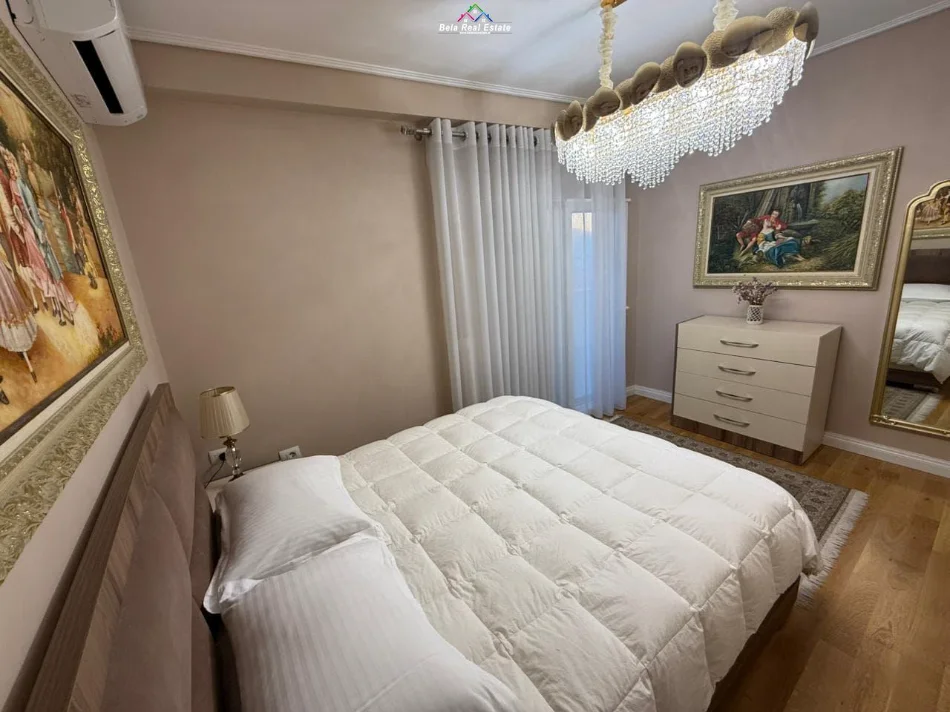 Tirane, jepet me qera apartament 2+1 Kati 9, 80 m² 1.050 € (myslym shyr)