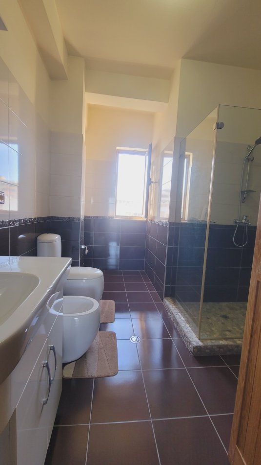 Durres, shitet apartament 2+1+Ballkon Kati 4, 110 m² 110.000 € 