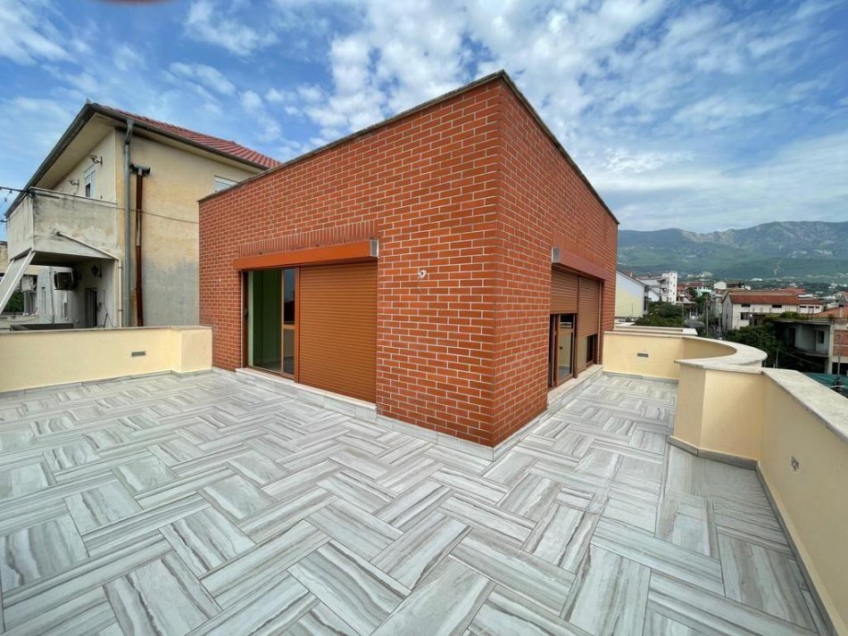 Tirane, jepet me qera Vile 3 Katshe , 254 m² 1.300 € (Kodra e Priftit)