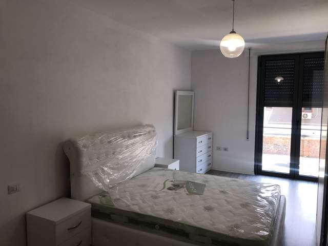 Tirane, jepet me qera apartament 2+1+BLK Kati 2, 90 m² 550 Euro (Rruga Don Bosko)