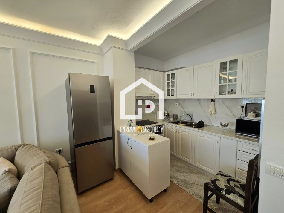 SHITET: Apartament 1+1/POGRADEC/_CAPRI CENTER