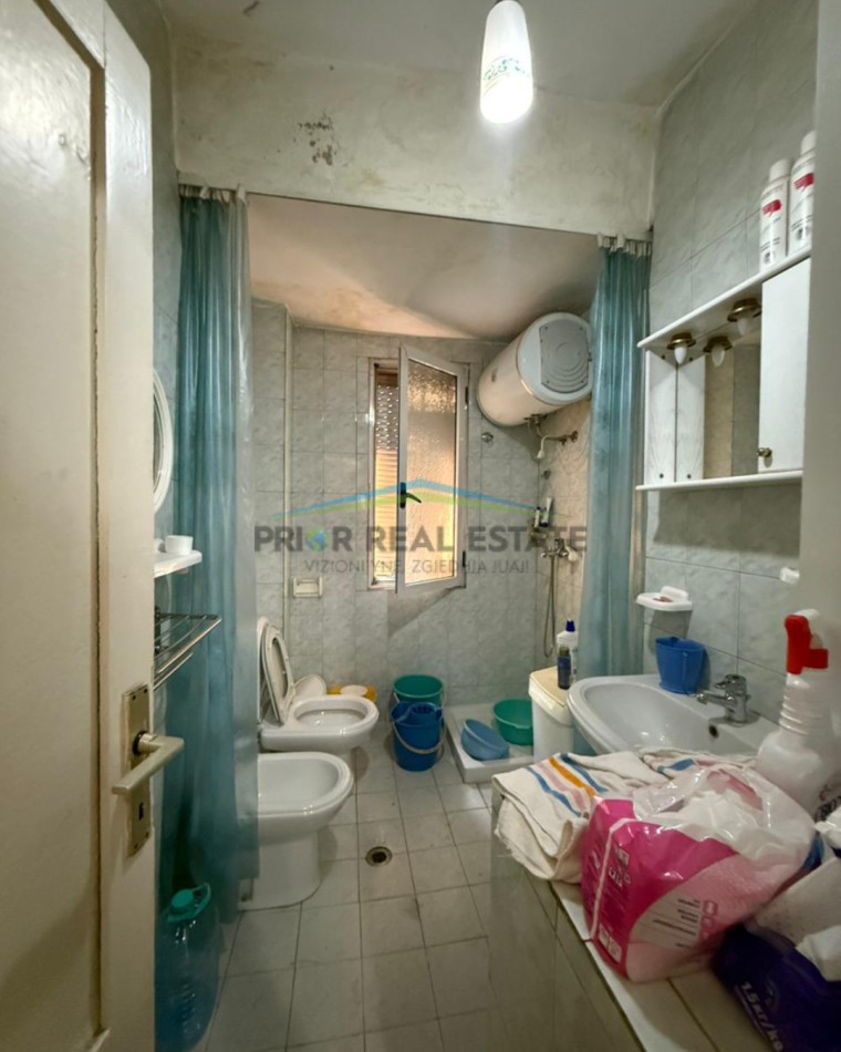 Tirane, shitet apartament 3+1+Ballkon Kati 3, 115 m² 258.000 € (Myslym Shyri)