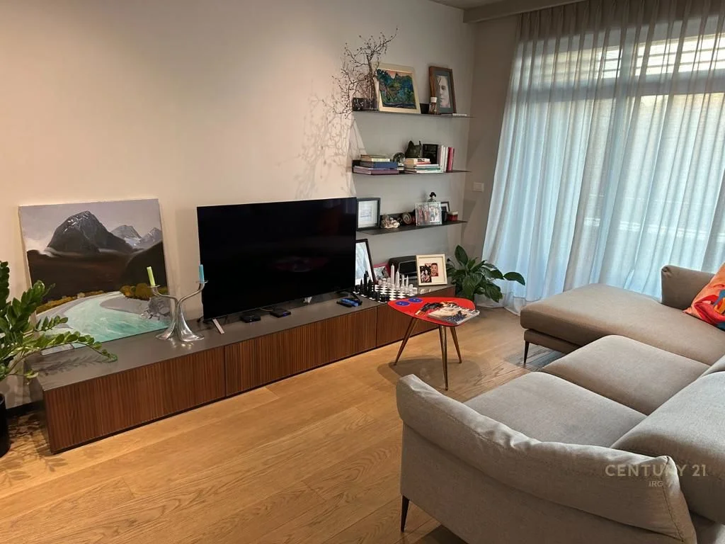 APARTAMENT 3+1 TEK STADIUMI DINAMO!!