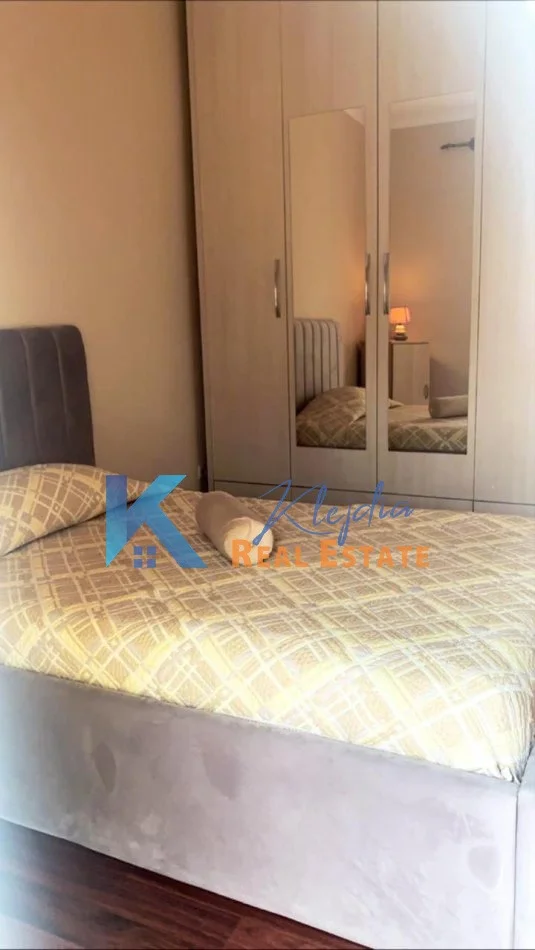 Tirane, shitet apartament 3+1+Ballkon, Kati 3, 105 m² 248000 € (Rruga e Elbasanit, pas Ambasades Amerikane)