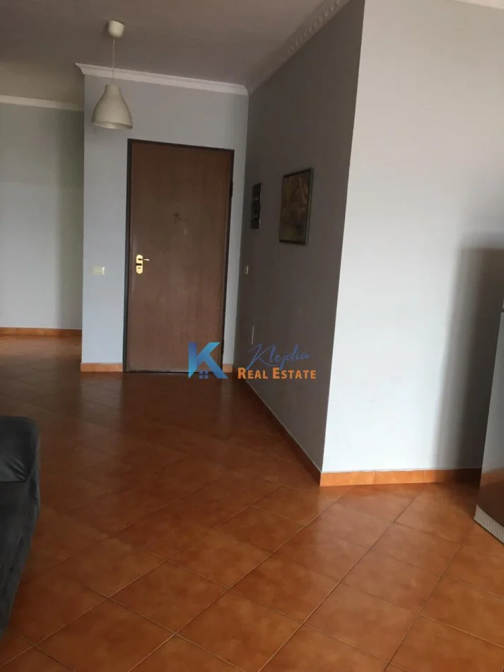 Tirane, jepet me qera apartament 2+1, Kati 5, 120 m² (Kodra e Diellit, afer Eleonores)