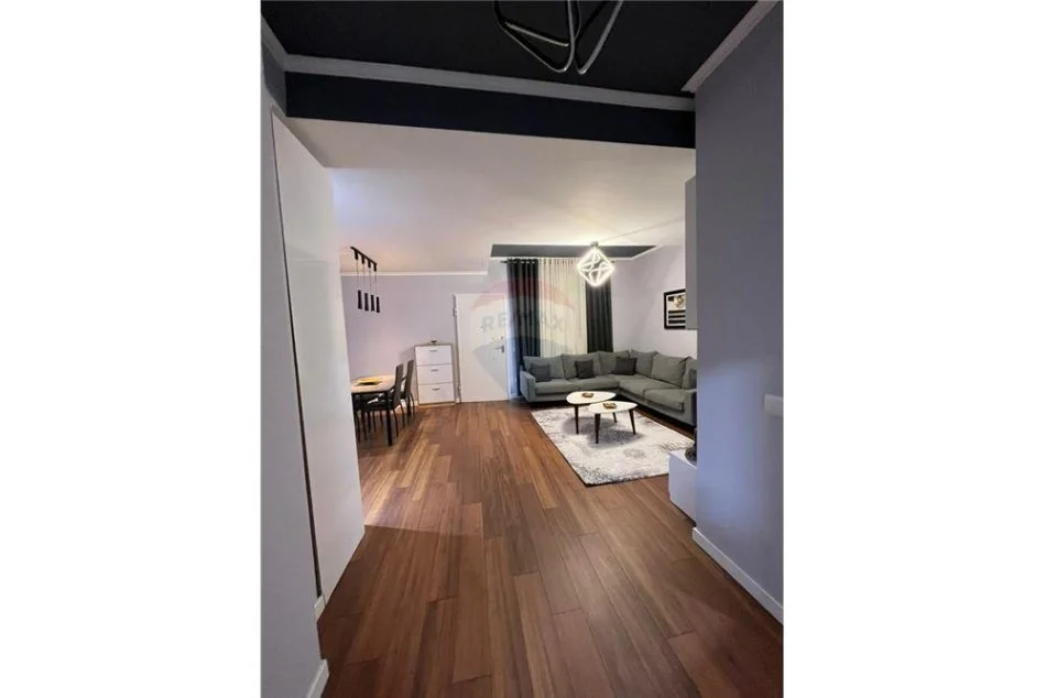 Tirane, jepet me qera apartament 2+1 , 140 m² 700 € (eduard mano - Kopshti Zoologjik)