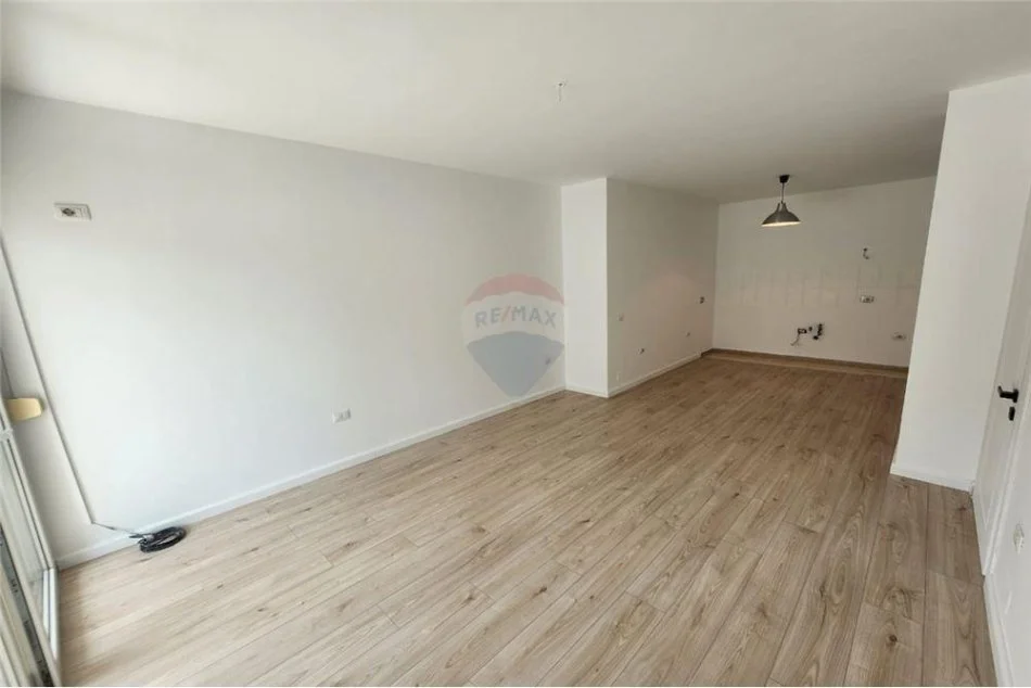 Tirane, shitet apartament 1+1 Kati 8, 72 m² 125.000 € (Don Bosko - ER PETROL ZOGU I ZI)