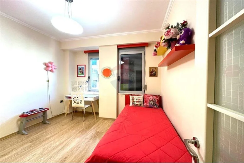 Tirane, shitet apartament 2+1 Kati 7, 78 m² 180.000 € (Kompleksi Halili - Rruga e Dibrës)