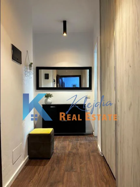 Tirane, jap me qera apartament 1+1 Kati 2, 54 m² 500 € (Xhamia e Tabakeve)