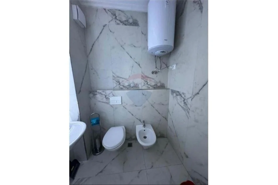 Shqiperi, shitet apartament 1+1 Kati 4, 69 m² 90.000 € (Pishat e Buta - Golem)