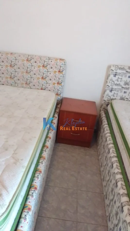 Tirane, jepet me qera apartament 2+1 Kati 6, 88 m² (Rruga Bardhyl, afer Bar Oslo)