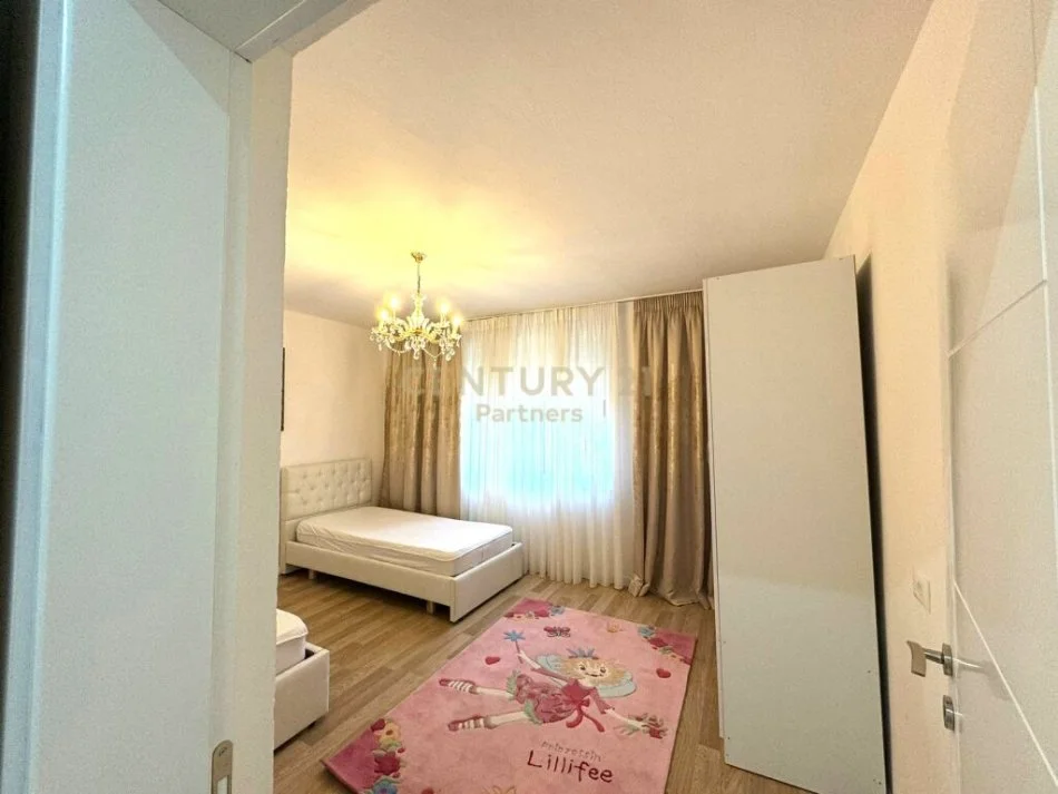 Tirane, shitet apartament 2+1 Kati 2, 79 m² 115.000 € (oxhaku)