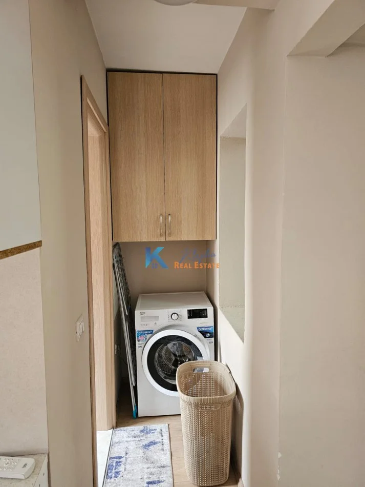 Tirane, jepet me qera apartament 1+1 Kati 3, 60 m² 500 € (Stadiumi Dinamo)