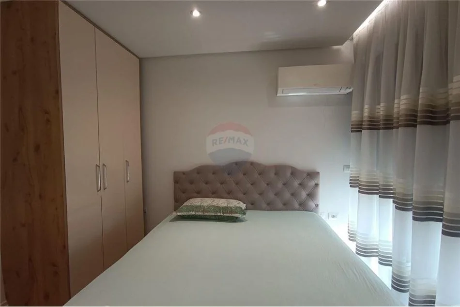 Tirane, jepet me qera apartament 1+1 Kati 5, 78 m² 750 € (Rruga e Dibrës - Selvia)