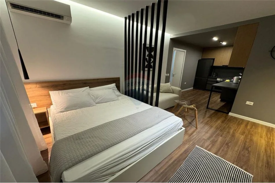 Tirane, jepet me qera garsonier Kati 5, 52 m² 600 € (Rruga Qemal Stafa - Pazari i Ri)