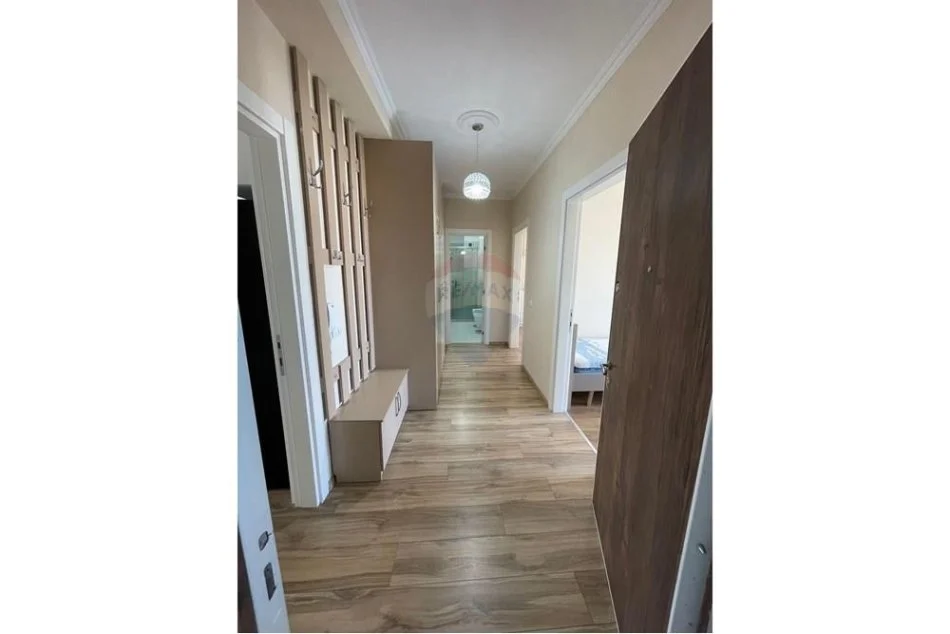 Tirane, shitet apartament 2+1 Kati 7, 96 m² 235.000 € (Rruga Robert Shvarc - Komuna e Parisit)