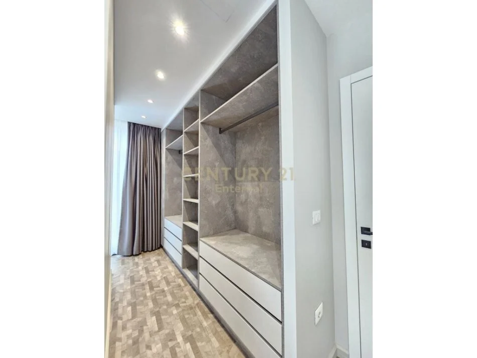 𝐓𝐢𝐫𝐚𝐧𝐞, 𝐣𝐞𝐩𝐞𝐭 𝐦𝐞 𝐪𝐞𝐫𝐚 𝐚𝐩𝐚𝐫𝐭𝐚𝐦𝐞𝐧𝐭 𝟏+𝟏 𝐊𝐚𝐭𝐢 𝟗, 𝟕𝟏 𝐦² 𝟏.𝟐𝟎𝟎 € (𝐋𝐢𝐪𝐞𝐧𝐢 𝐢 𝐓𝐢𝐫𝐚𝐧ë𝐬)