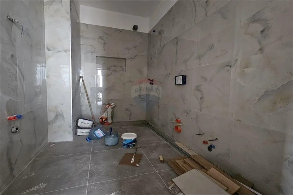 Tirane, shitet apartament 2+1 Kati 5, 97 m² 119.000 € (Rruga Ali Shefqeti - Shkoze - Ali Demi - News 24)