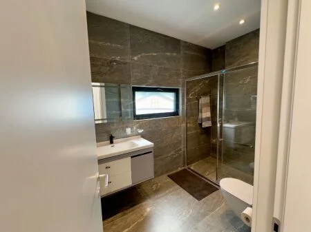 Shitje, Vilë Luksoze, San Pietro Rezidence, Gjiri i Lalzit, Durrës. AREA41741