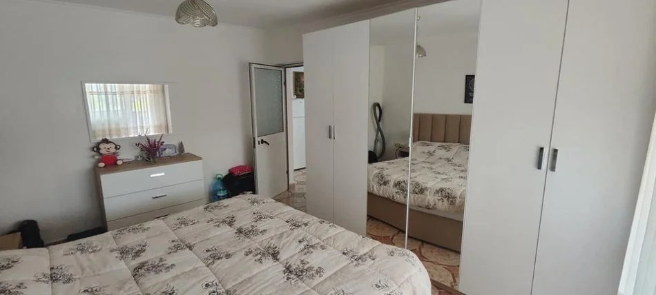 Tirane, shitet apartament 2+1+Ballkon Kati 5, 75 m² 113.000 € 