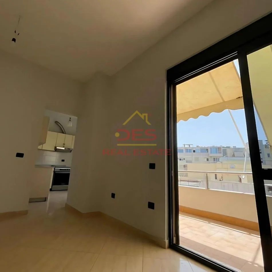 JEPET ME QIRA APARTAMENT 3+1, KOPSHTI ZOOLOGJIK, TIRANË