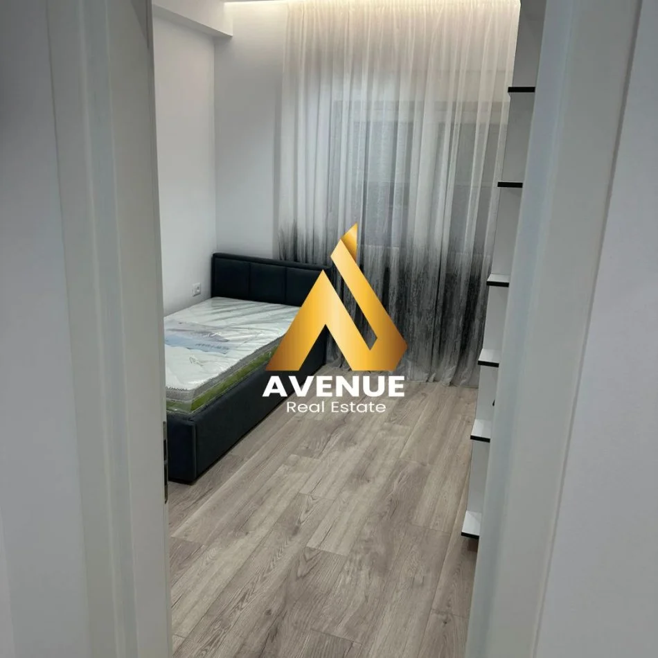 Tirane, jepet me qera apartament 2+1+Ballkon Kati 3, 62 m² 800 € (VASO PASHA)