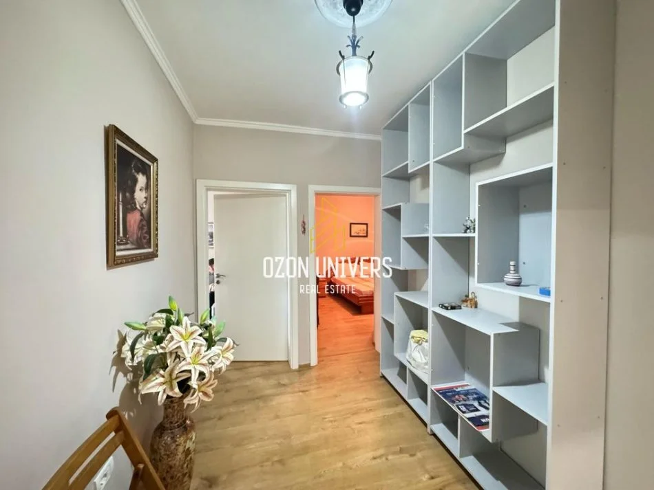 Tirane, shitet 3+1+Ballkon Kati 5, 78 m² 135.000 € (Ish Stacioni i Fundit i Tiranës së Re)