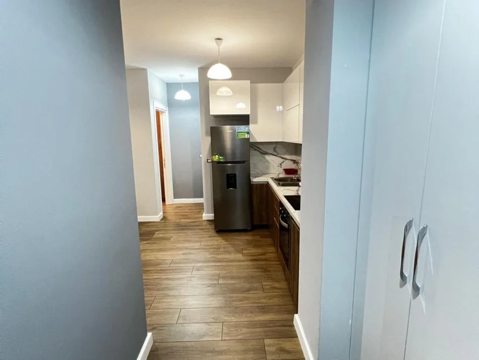 Tirane, jepet me qera apartament 1+1 Kati 3, 70 m² 500 € (Rezidenca kodra e Diellit)