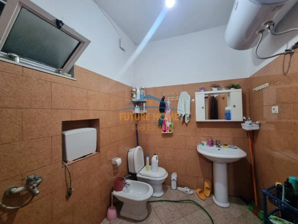 Tirane, shitet shtepi 2+1+Aneks Kati 0, 87 m² 125.000 € (babrru)