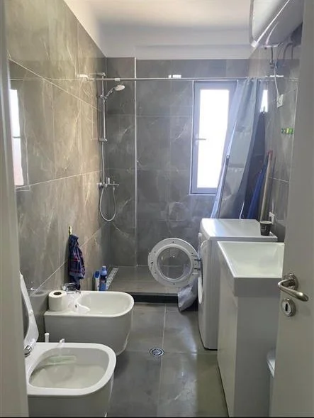 Tirane, jepet me qera apartament 1+1+Ballkon Kati 7, 62 m² 520 € (Don Bosko, prane Vizion +)