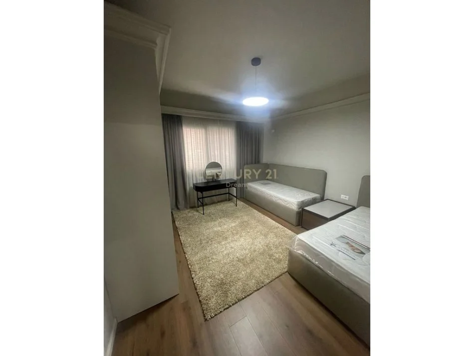Tirane, jepet me qera apartament 2+1 Kati 1, 113 m² 600 € (Kodra e Priftit)