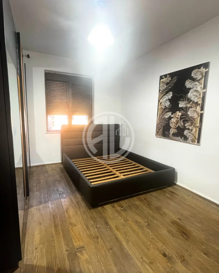 Durres, shitet 1+1 Kati 1,