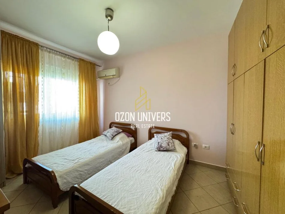 Tirane, jepet me qera apartament 2+1+Ballkon Kati 4, 104 m² 550 € (Astir)