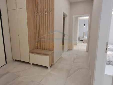 Tirane, jepet me qera apartament 2+1 Kati 4, 120 m² 1.100 € 