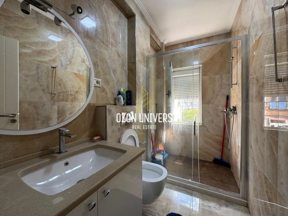 Tirane, jepet me qera apartament 1+1 Kati 5, 66 m² 500 € (Ish Stacioni i Fundit i Tiranës së Re)