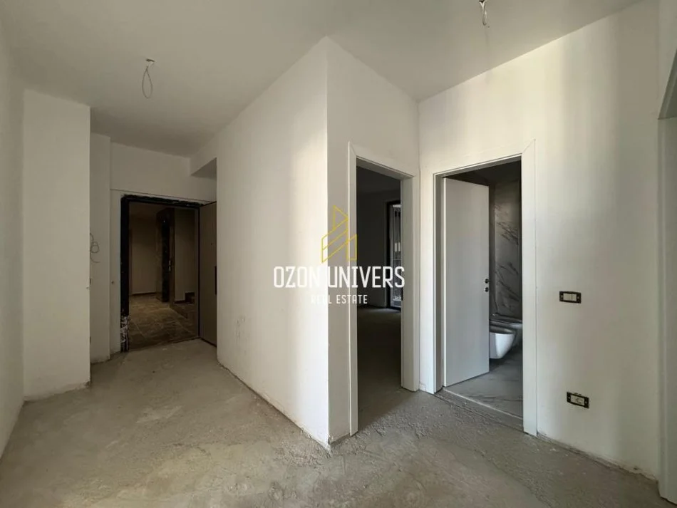 Tirane, jepet me qera apartament 3+1 Kati 5, 160 m² 1.500 € (Rruga Mine Peza)