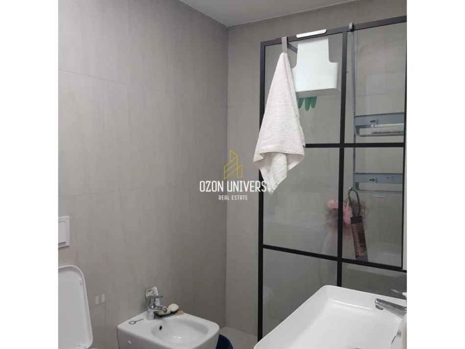 Tirane, jepet me qera apartament 2+1 Kati 9, 90 m² 800 € (don bosko)