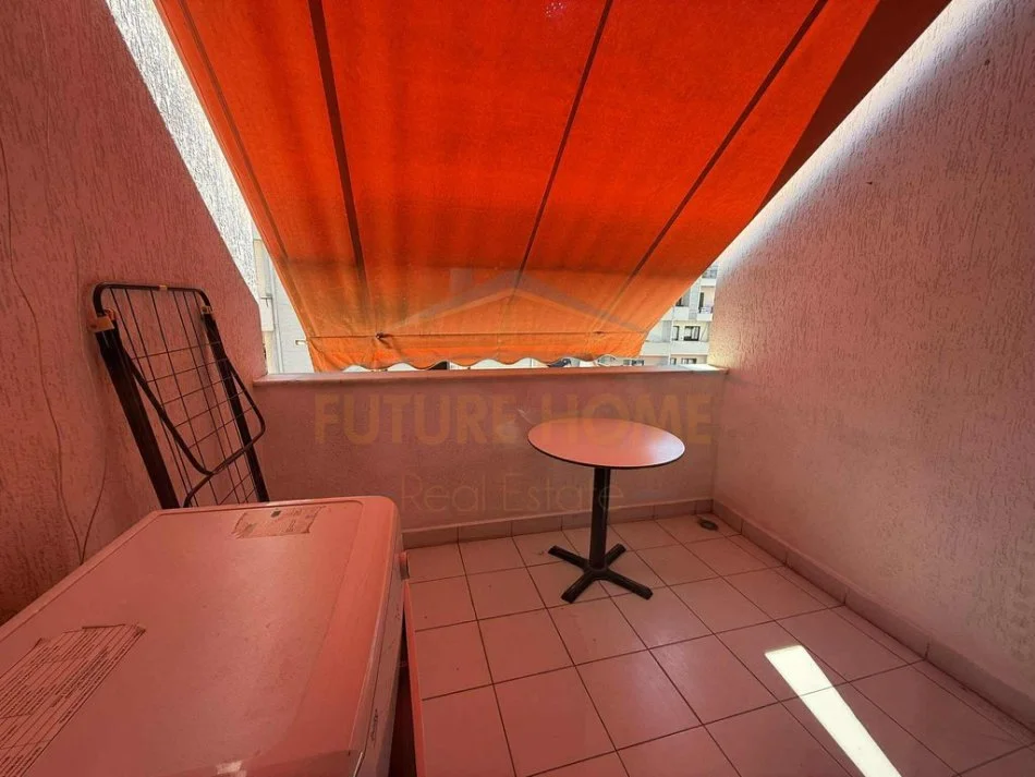 Tirane, shitet apartament 1+1+Ballkon Kati 5, 84 m² 127.000 € (Misto Mame, Tiranë)