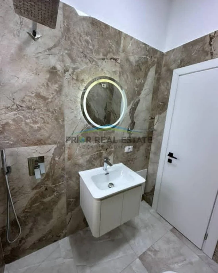 Durres, shitet Vile 3 Katshe , 480 m² 550.000 € (SHKËMBI I KAVAJËS)