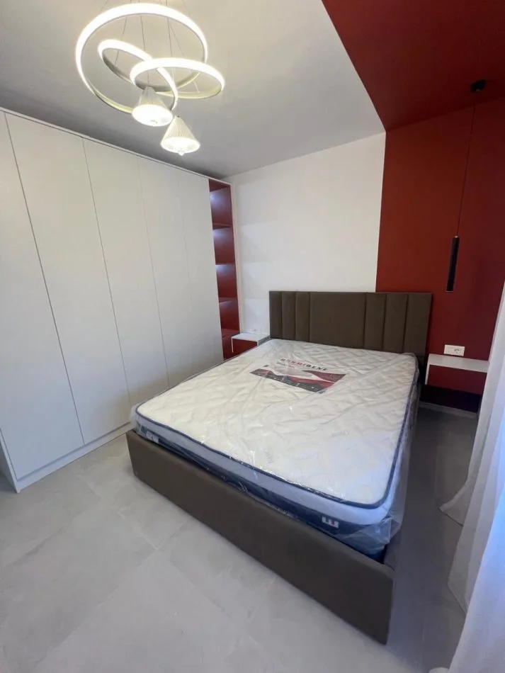 Tirane, jepet me qera apartament 2+1+Ballkon Kati 4, 70 m² 650 € (ATSH MINISTRIA E JASHTME)