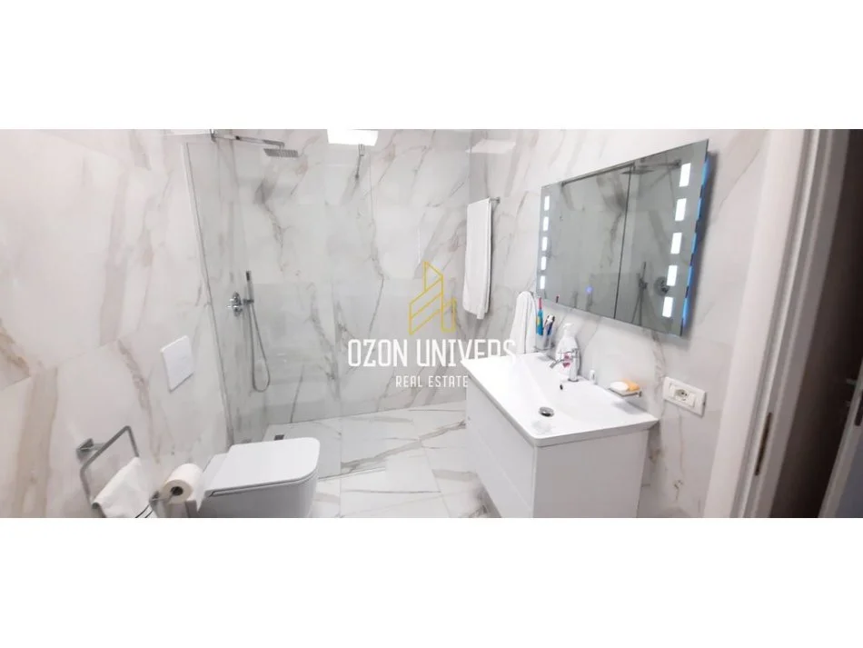 Tirane, shitet apartament 2+1+Ballkon Kati 6, 107 m² 213.000 € (Green City Residence)