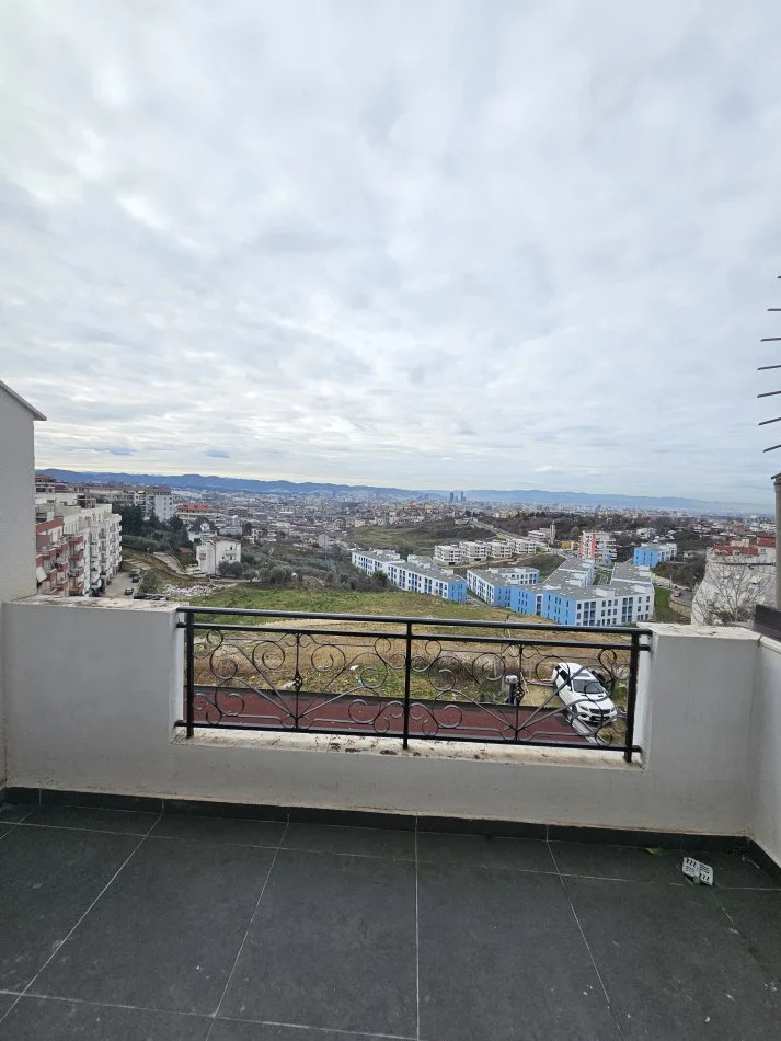 Tirane, shitet apartament Kati 1, 110 m² 210.000 € (Rruga e Freskut)