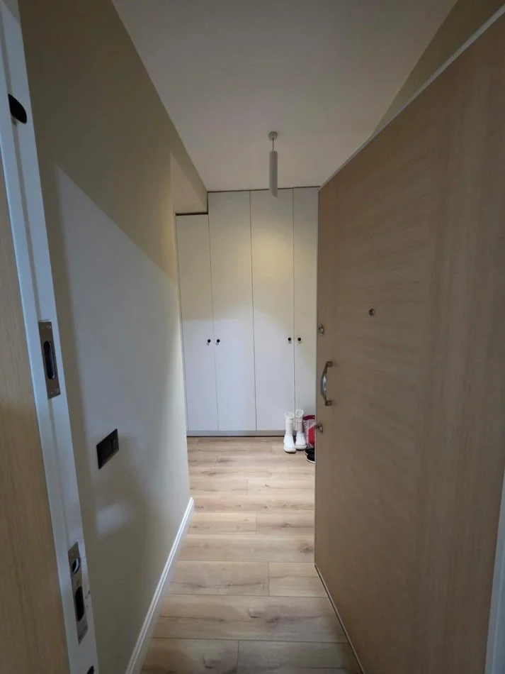 Tirane, shitet apartament 2+1+Ballkon Kati 1, 113 m² 361.000 € (Komuna Parisit)
