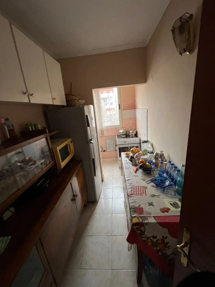 Tirane, jepet me qera apartament 3+1 Kati 4, 73 m² 128.000 € (Rruga Irfan Tomini)