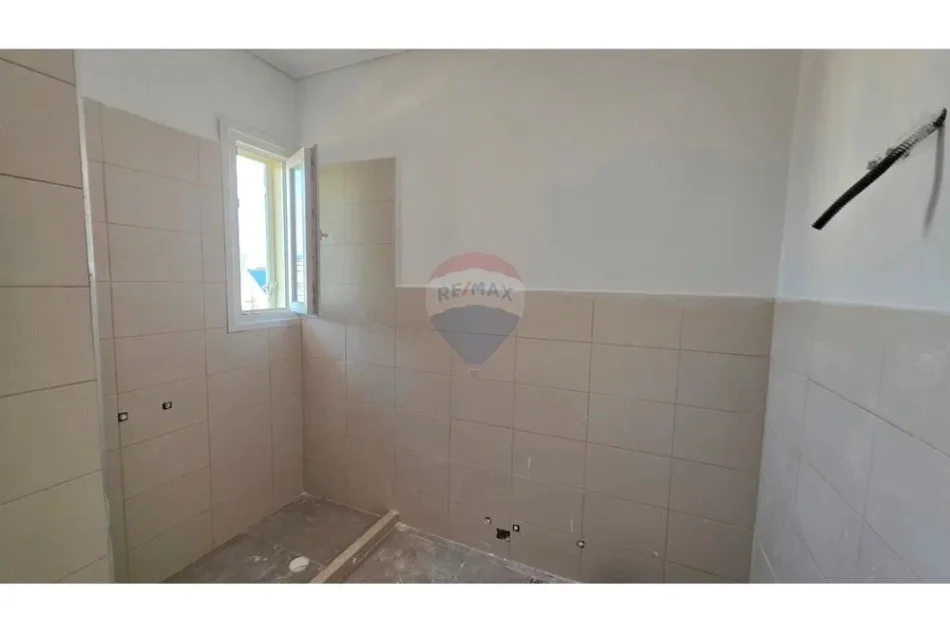 Vlore, shitet apartament+verande | Penthouse 2+1 Kati 10, 210 m² 160.000 € 