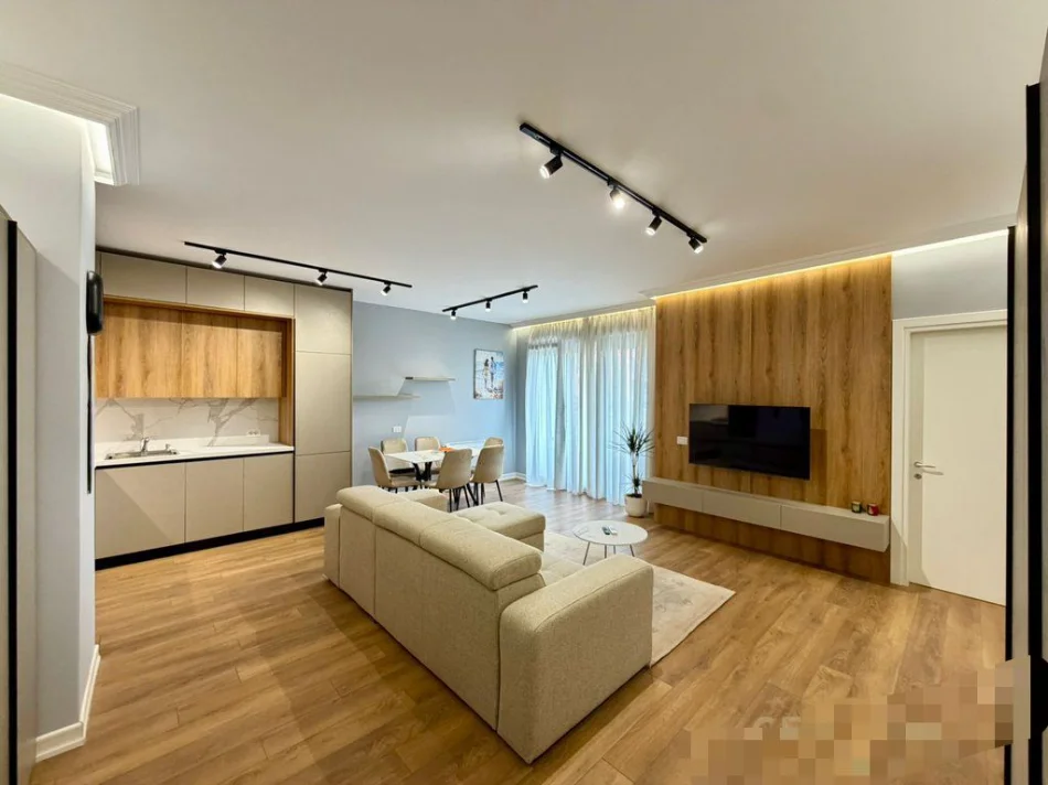 Tirane, jepet me qera apartament 1+1+Ballkon Kati 1, 78 m² 700 € (DON BOSKO)