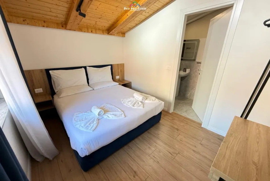 Tirane, jepet me qera hotel Kati 3, 330 m² 7.900 € (Qender)