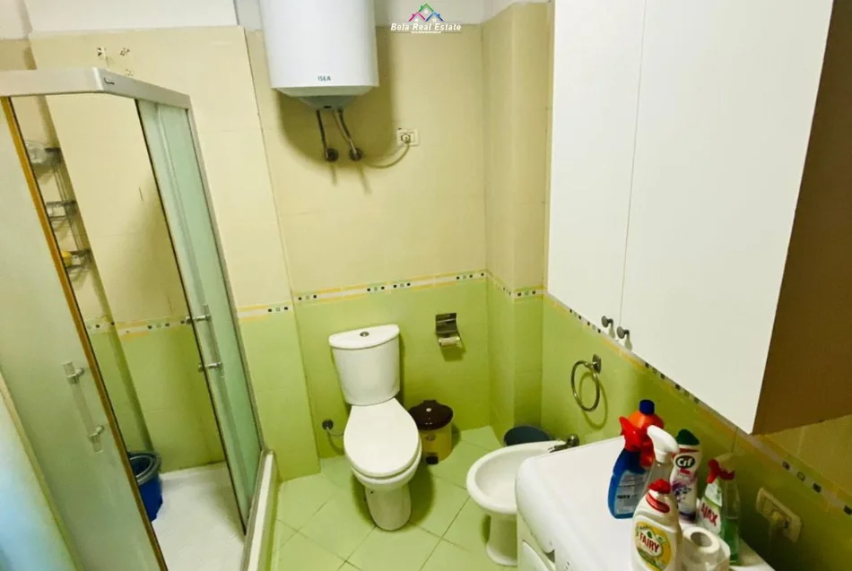 Tirane, jepet me qera apartament 1+1 Kati 1, 65 m² 470 € (Rruga Teodor Ruzvelt)