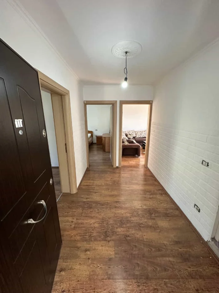 Tirane, shes apartament 2+1 Kati 5, 65 m² 104.000 € (Rruga Hamdi Cullhaj)